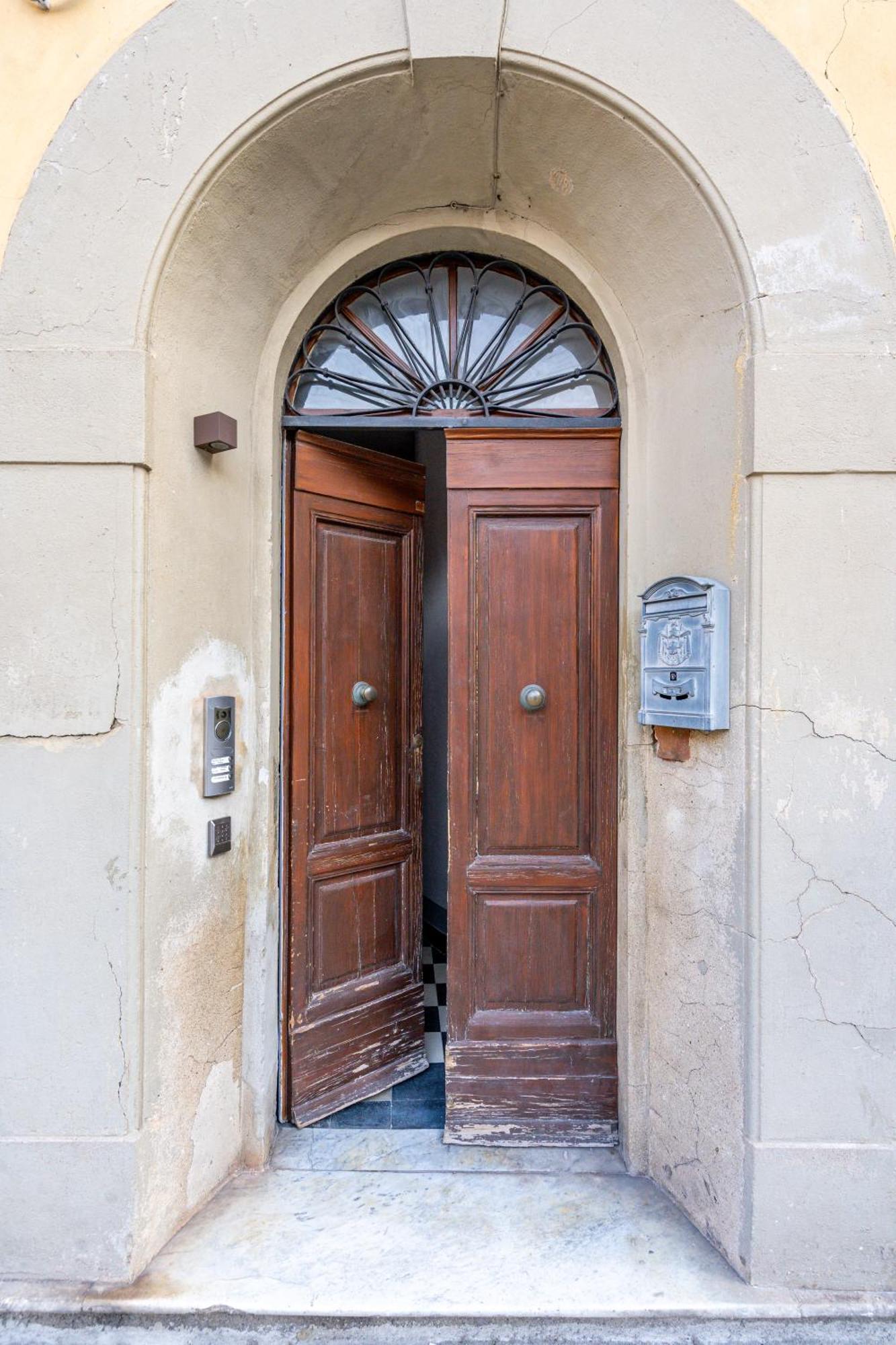 B&B Via Corsica 10 Pisa Exterior foto